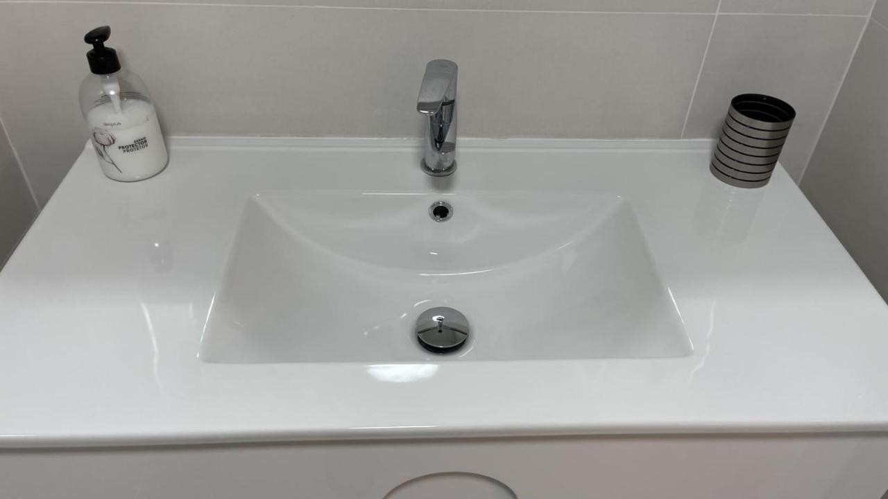 Piso De Lujo En Primera Linea De Playa Y Garaje Cadiz Ngoại thất bức ảnh